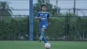 Bek Timnas Indonesia Alfeandra Dewangga Resmi Tinggalkan Persib, Gabung Arema FC dalam Transfer Mengejutkan
